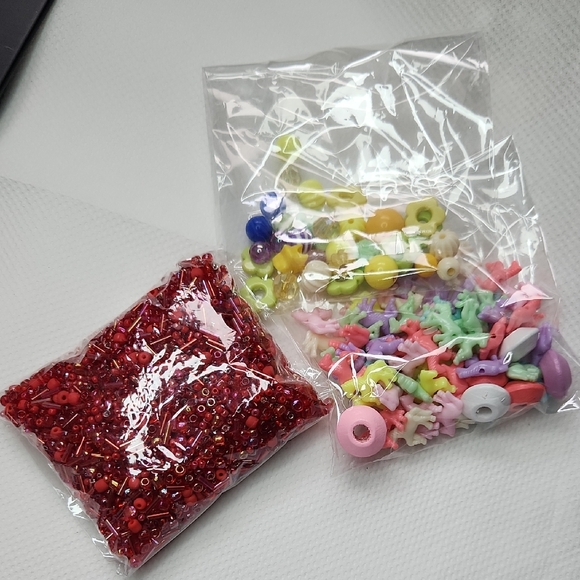 Colorful Bead Set for Crafting - Picture 1 of 13